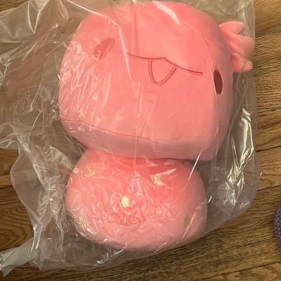 Mewaii Mushroom Family 14” Strawberry Axolotl Pink Kawaii Plush - Picture 2 of 5